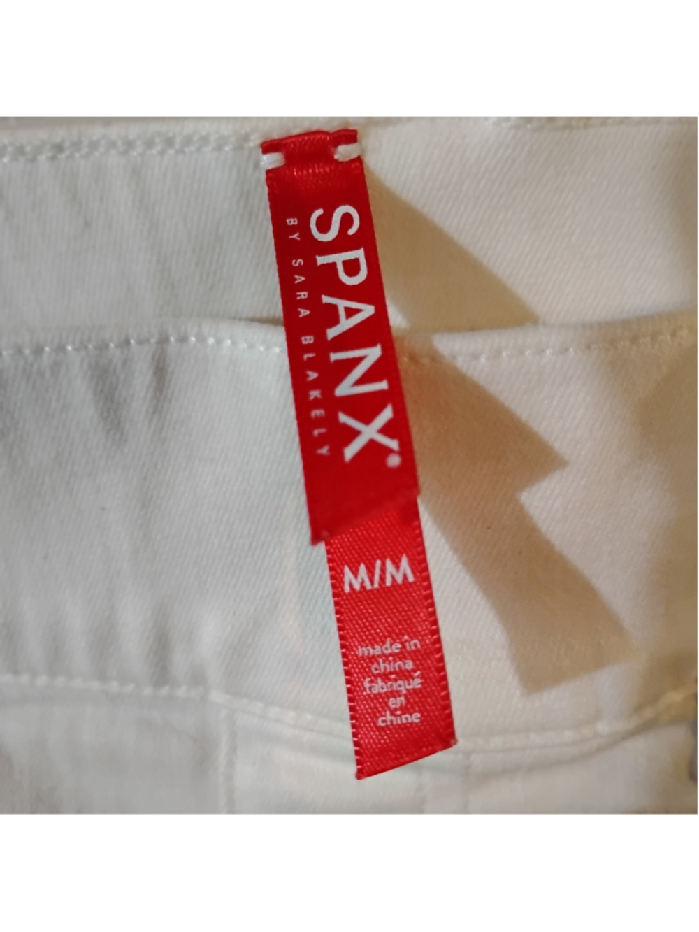 White Every Wear Spanx Jeans Women's Medium Skinny Pull-On Jeans - Picture 2 of 8